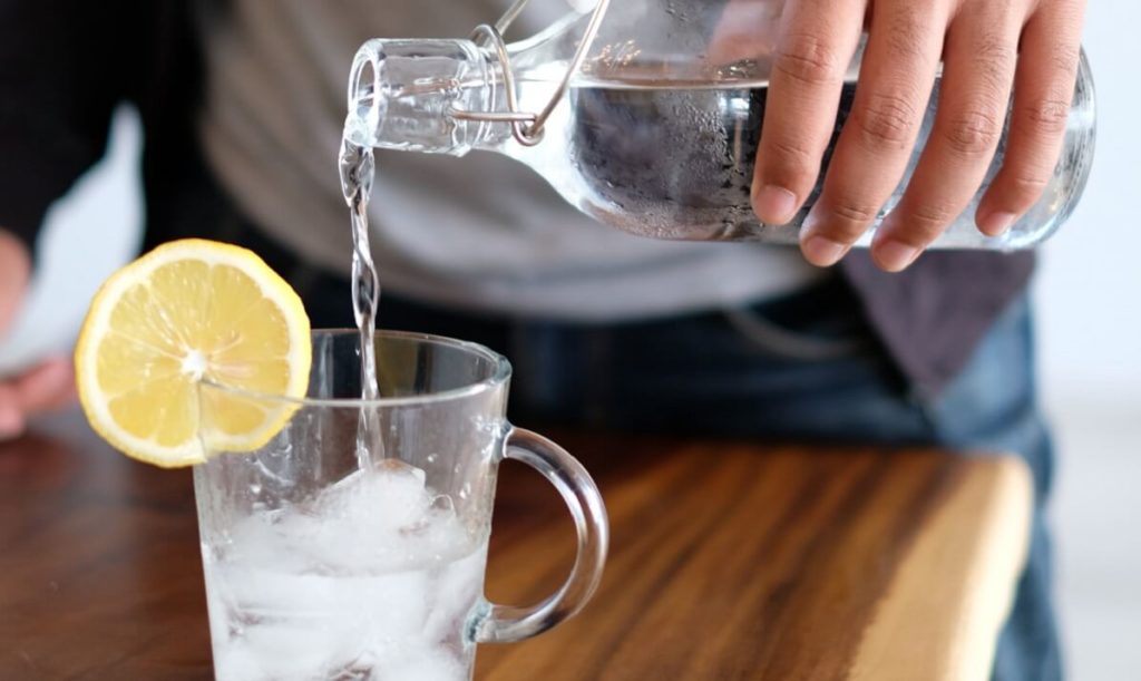Was ist Sodawasser? Unterschiede zu Mineralwasser & Co.